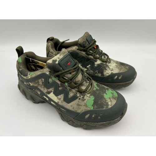 Треккинговые кроссовки «MAGNUM» летние в Мытищах